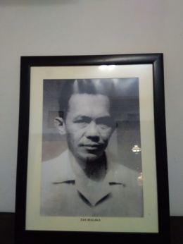 Foto Tokoh-tokoh masa Pergerakan Tjokroaminoto (Tan Malaka)