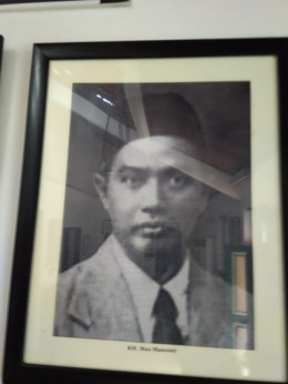 Foto Tokoh-tokoh masa Pergerakan Tjokroaminoto (KH. Mas Mansoer)