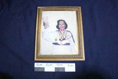 Pigura Foto Niniek Rahajeng