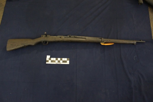 三八式歩兵銃 (Senapan Tipe 38) kaliber 6.5x50mm Tipe 38