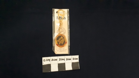 Souvenir Gantungan Kunci PON VII Jatim Angkat Besi