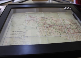 Kotak Tempat Penyimpanan Peta Jawa Barat