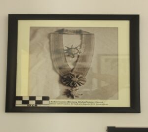 Foto Tanda Kehormatan Bintang Mahaputra Utama dari Presiden Soeharto