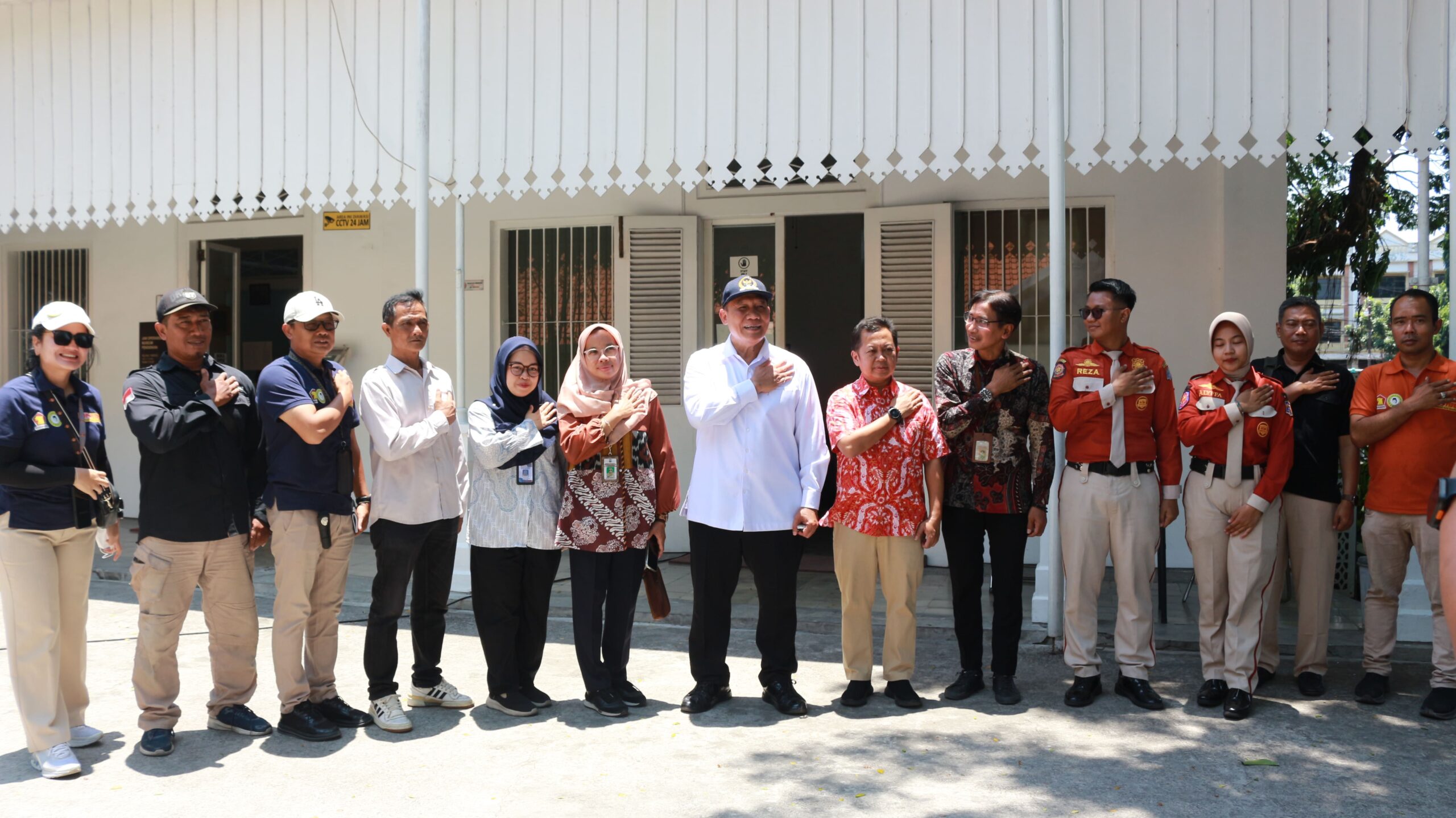 Anggota DPR RI Komisi VII Bambang Haryo Soekartono Kunjungi Museum Pendidikan Surabaya