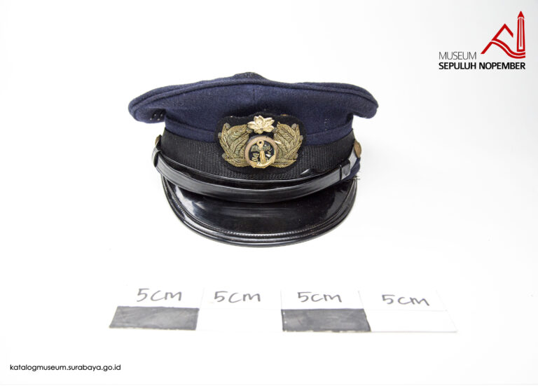 Topi Perwira Angkatan Laut Jepang