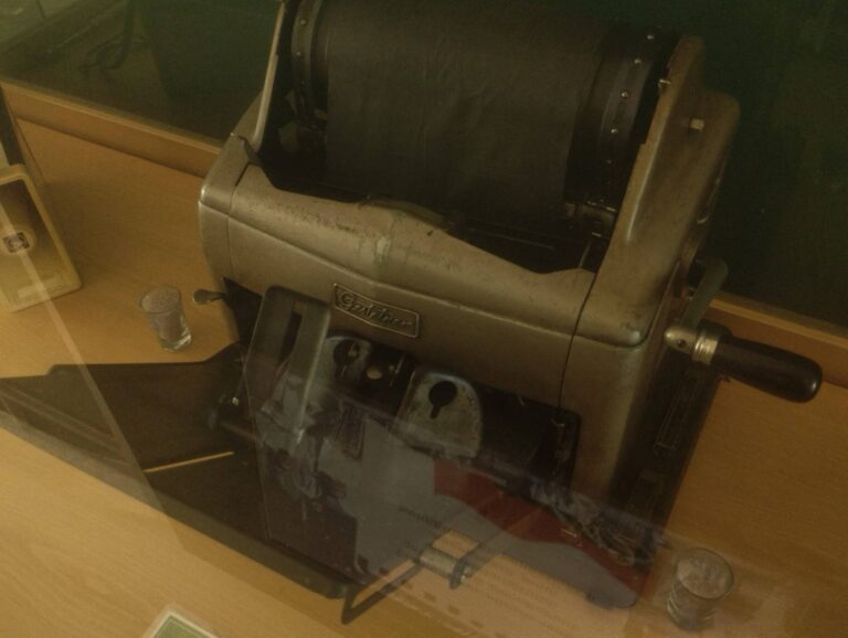 Mesin Stensil Manual