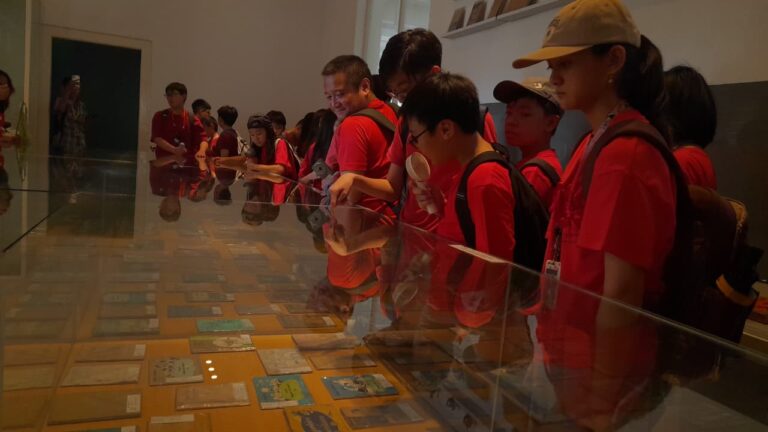 Belajar Sejarah Perkembangan Pendidikan Indonesia Mawar Sharon Christian School Surabaya Kunjungi Museum Pendidikan Surabaya