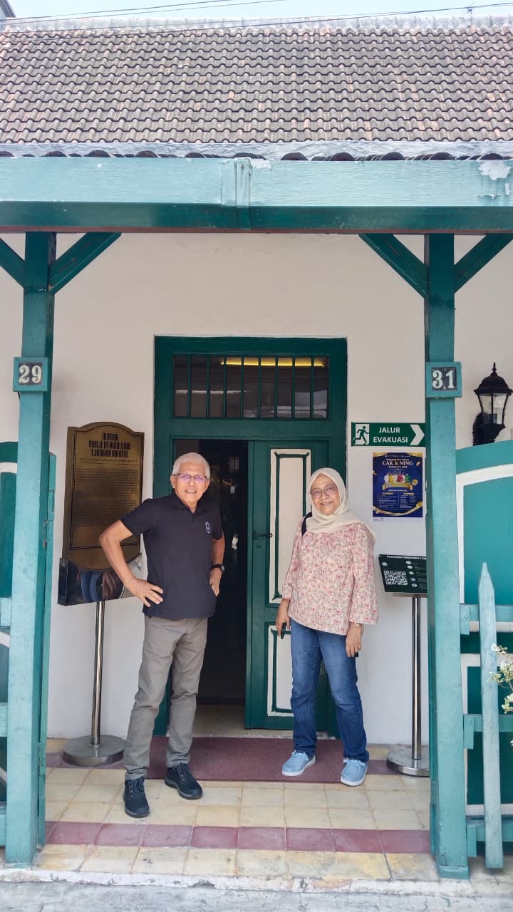 Pengunjung dari Malaysia Kunjungi Museum HOS Tjokroaminoto dan Rumah Lahir Bung Karno